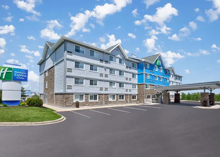Holiday Inn Express Hotel & Suites Uptown Fredericton By Ihg